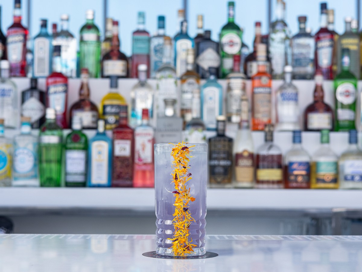 Desde el piso 17, Luna Bar prende la escena con los cócteles más pedidos del&nbsp;momento