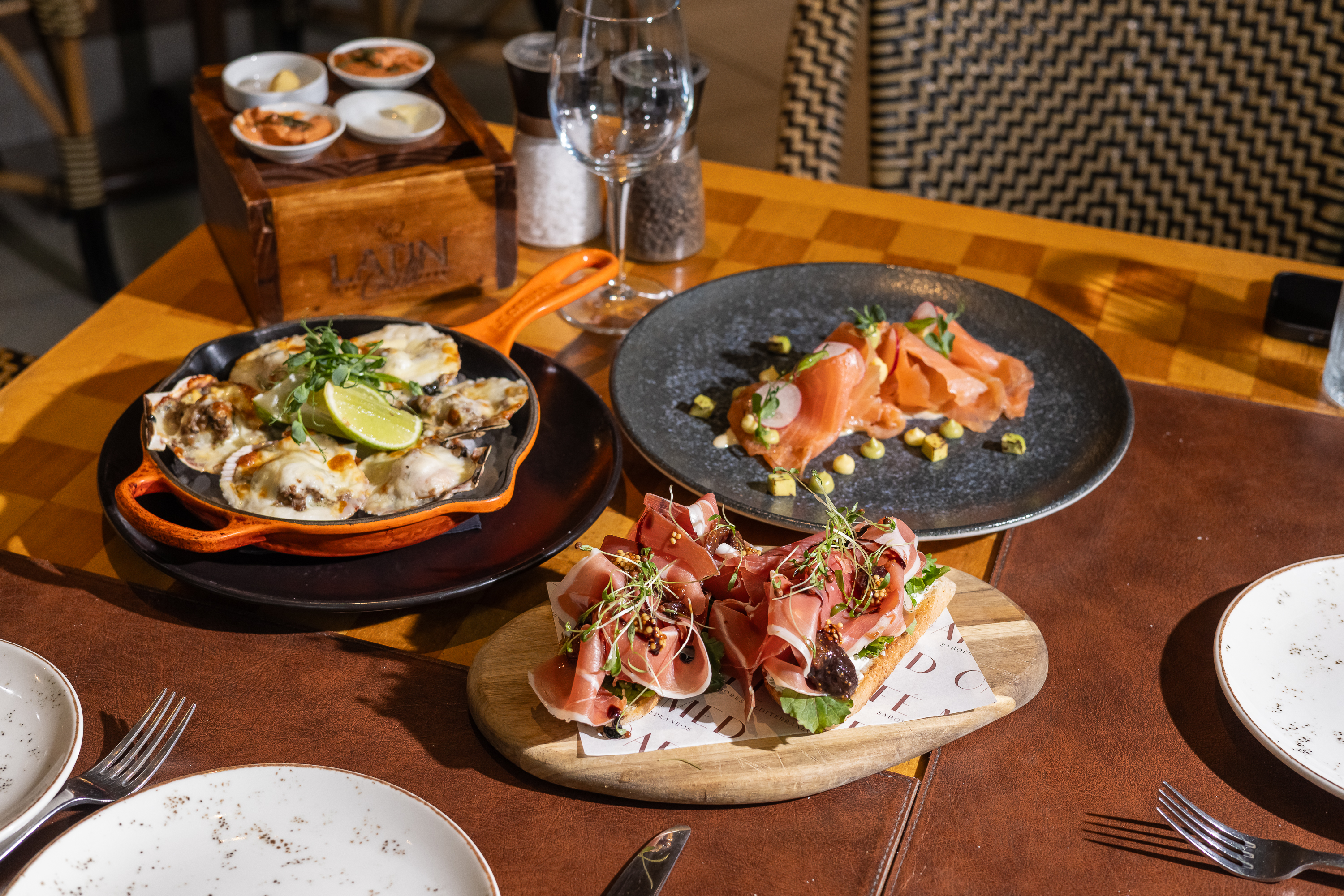 Café Med: Qué probar y sus formatos de almuerzo