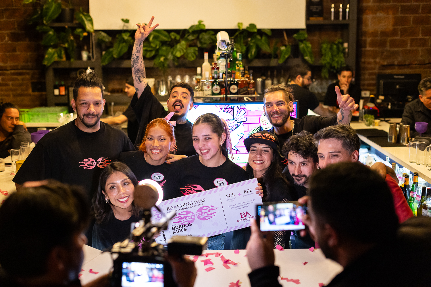 Sofía González gana Speed Rack Chile: coctelería con propósito a beneficio de Corredora por la Vida